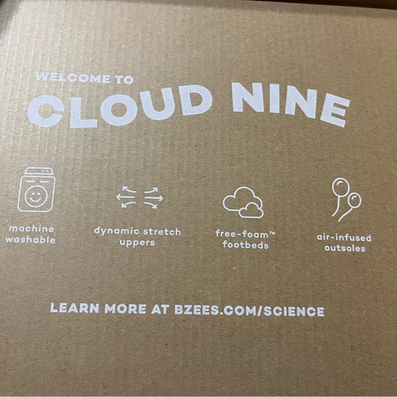 Bzees Bliss Bootie - Picture 8 of 8